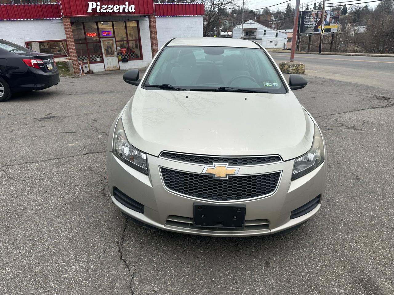 Chevrolet Cruze LS Auto 2013