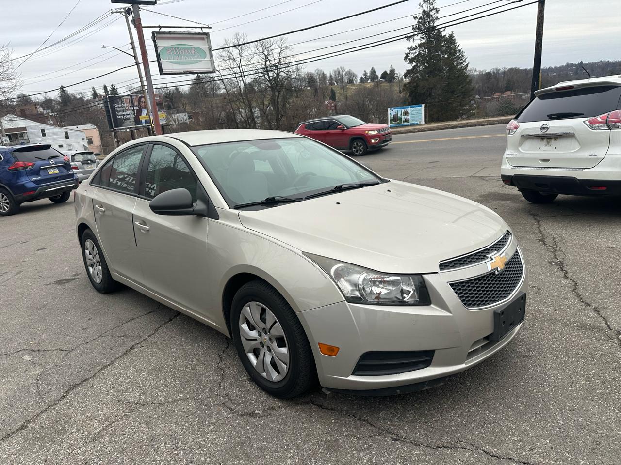 Chevrolet Cruze LS Auto 2013