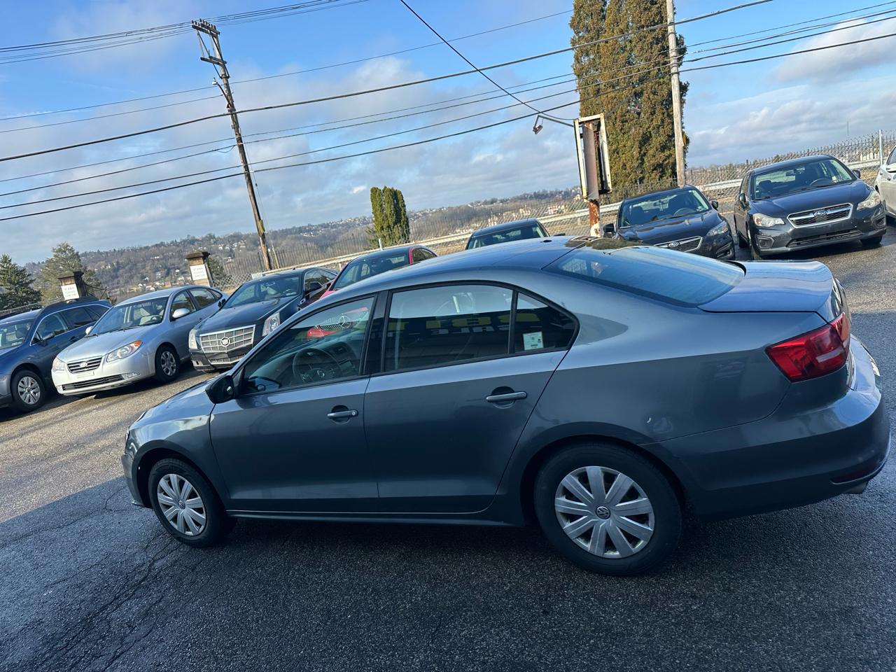 Volkswagen Jetta S 6A 2015