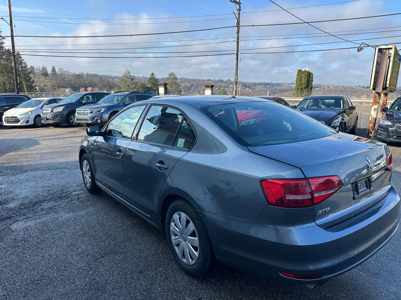 Volkswagen Jetta S 6A 2015