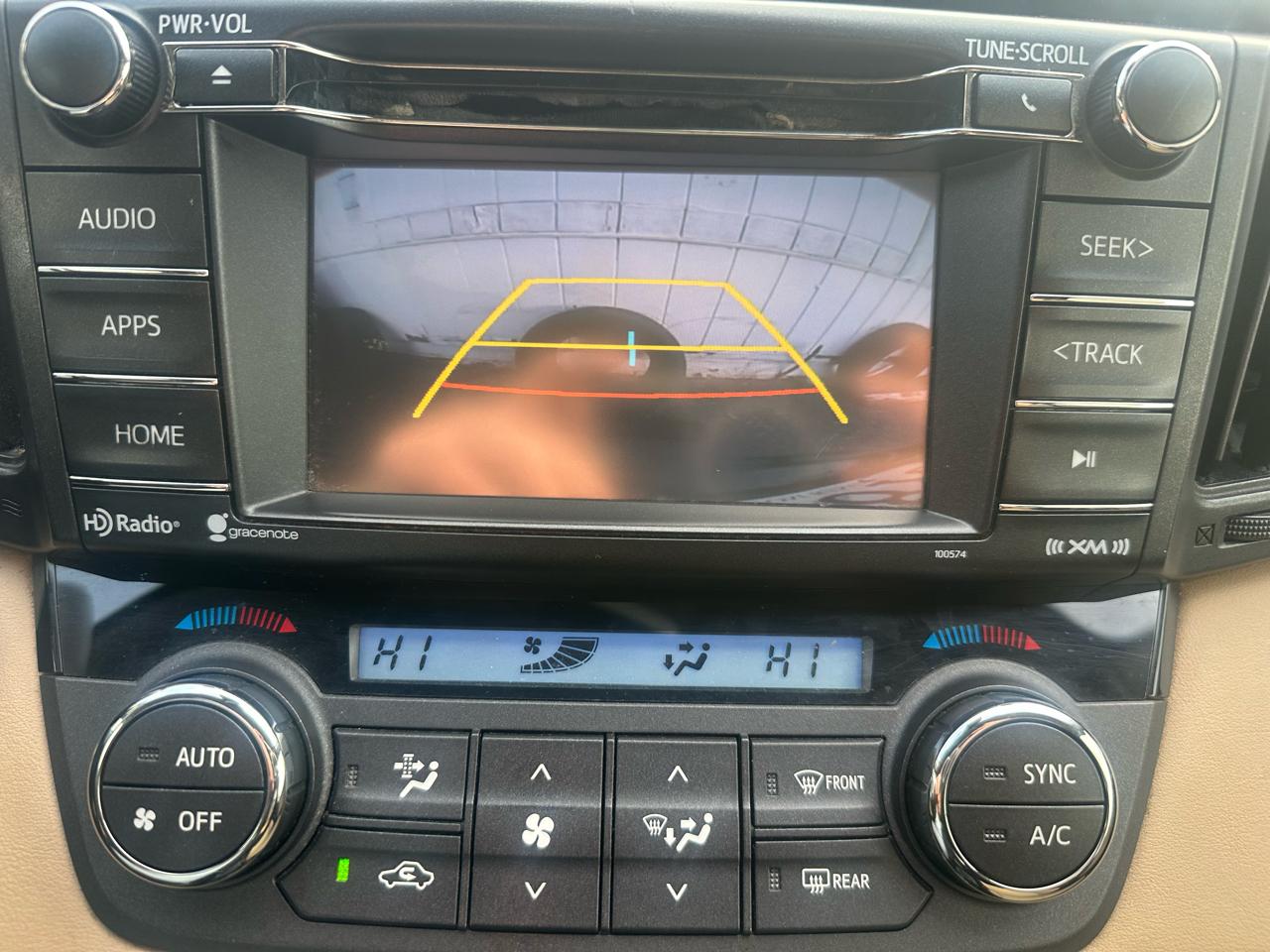 Toyota RAV4 Hybrid XLE 2017