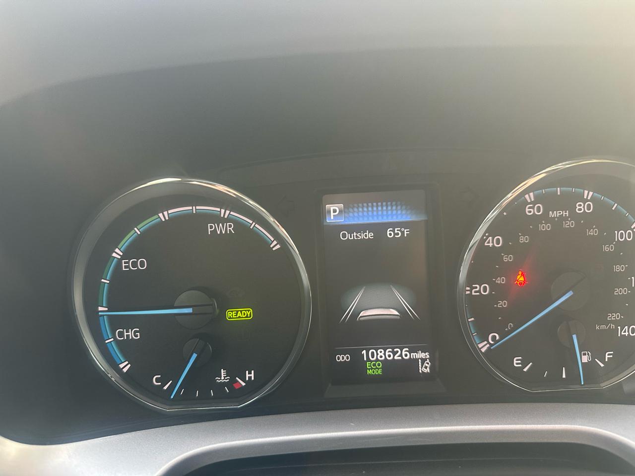 Toyota RAV4 Hybrid XLE 2017