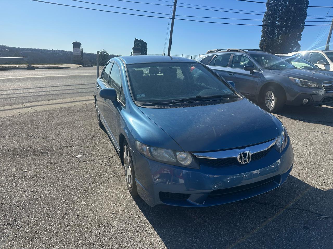 Honda Civic 4dr Sdn LX Manual 2011