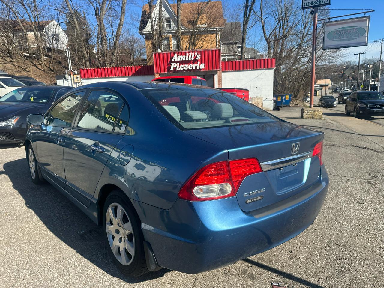 Honda Civic 4dr Sdn LX Manual 2011