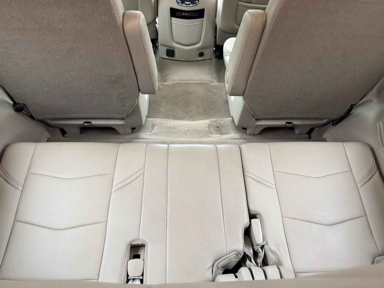 Cadillac Escalade Luxury 4WD 2016