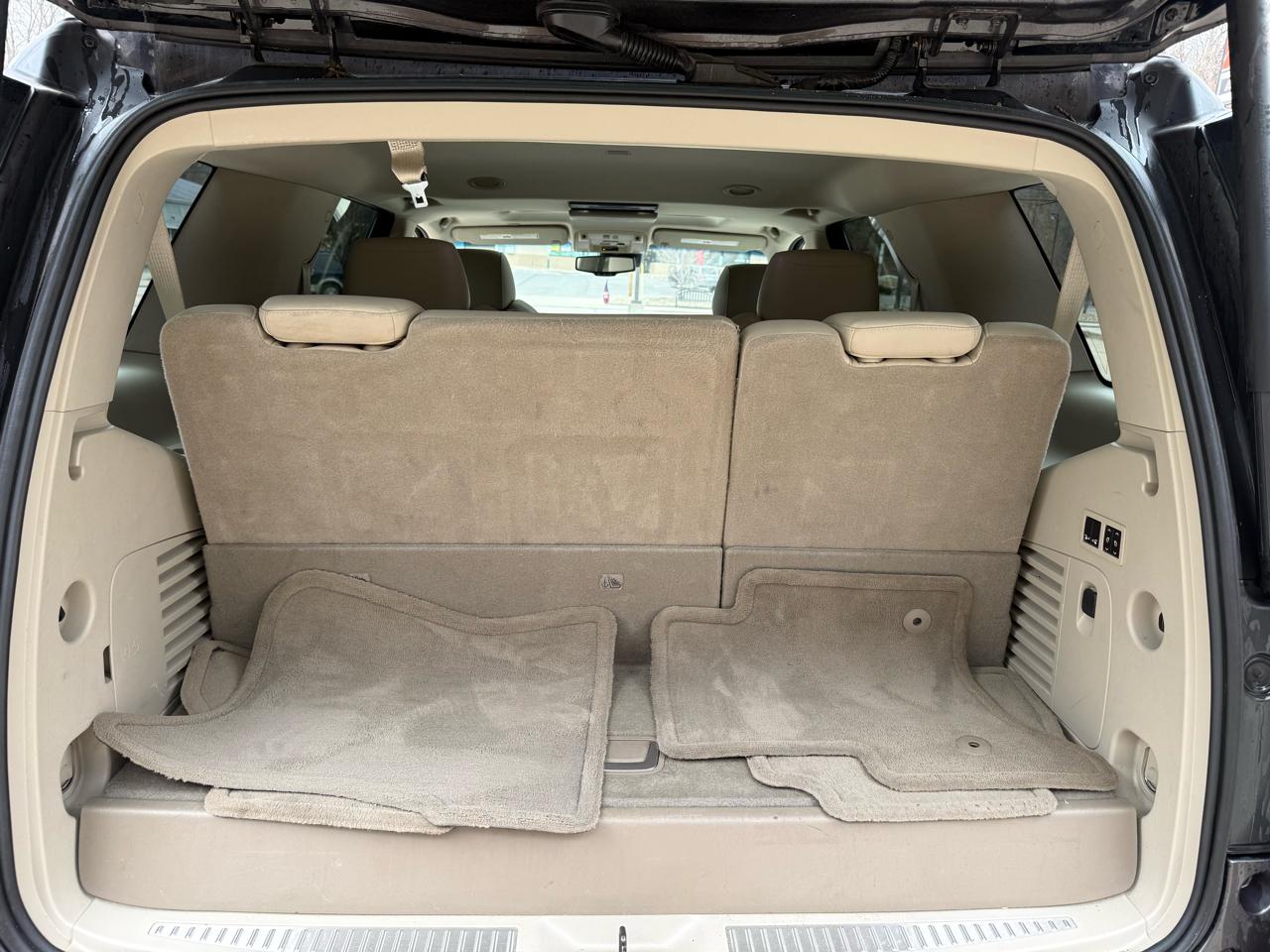 Cadillac Escalade Luxury 4WD 2016