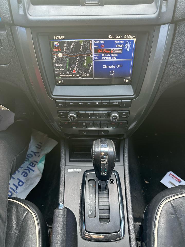 Ford Fusion V6 SEL AWD 2011