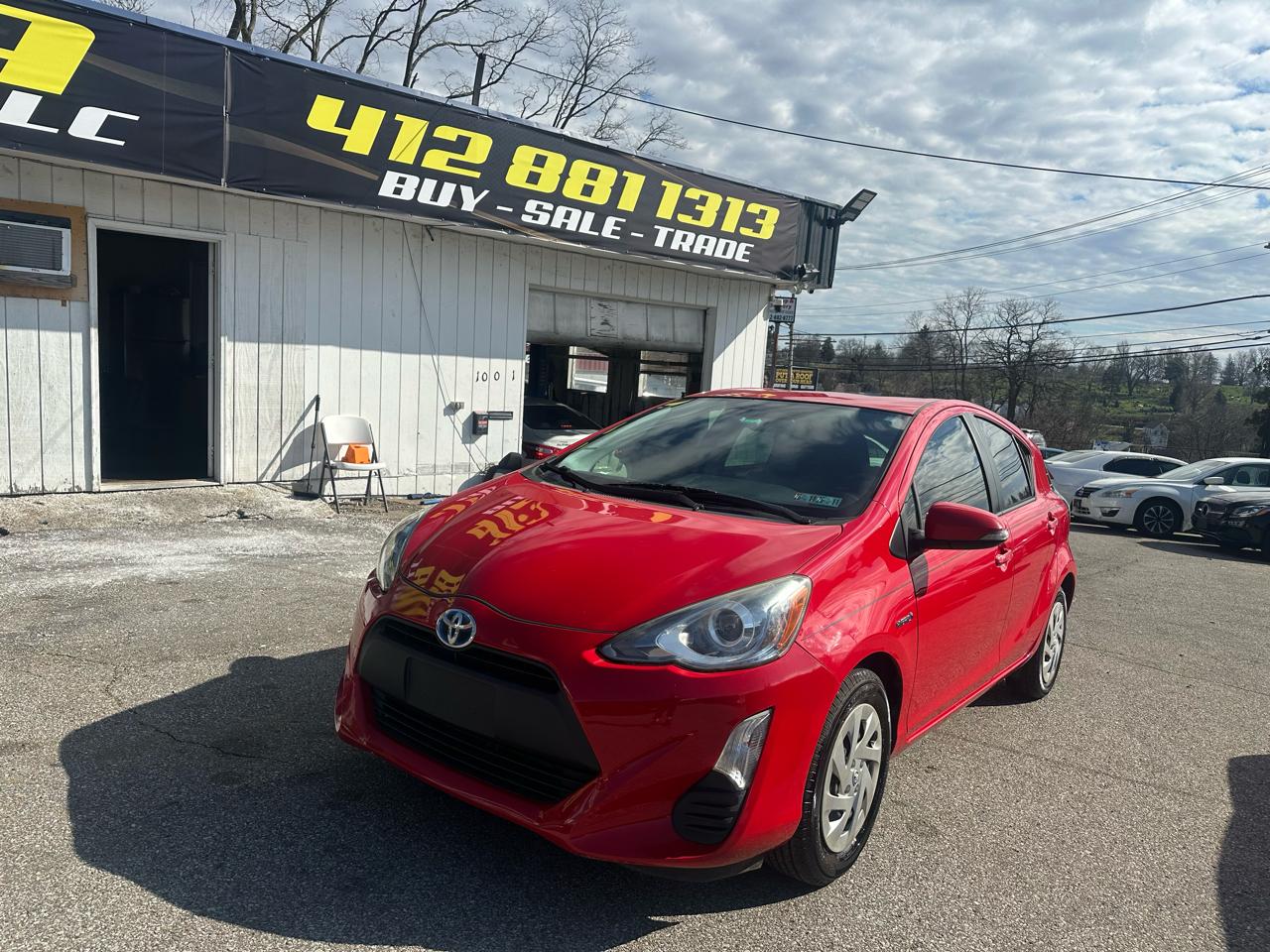 2016 Toyota Prius c Four
