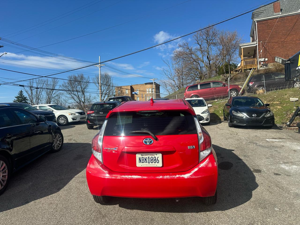 Toyota Prius c Four 2016