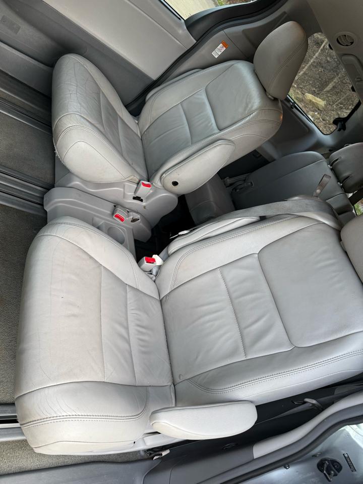 Toyota Sienna XLE FWD 8-Passenger V6 2015