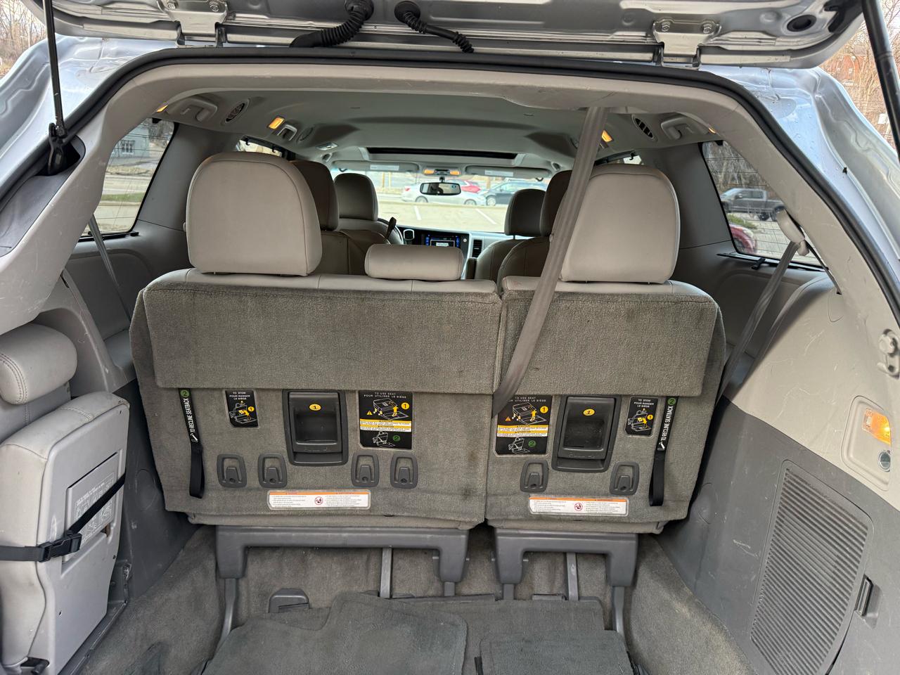 Toyota Sienna XLE FWD 8-Passenger V6 2015