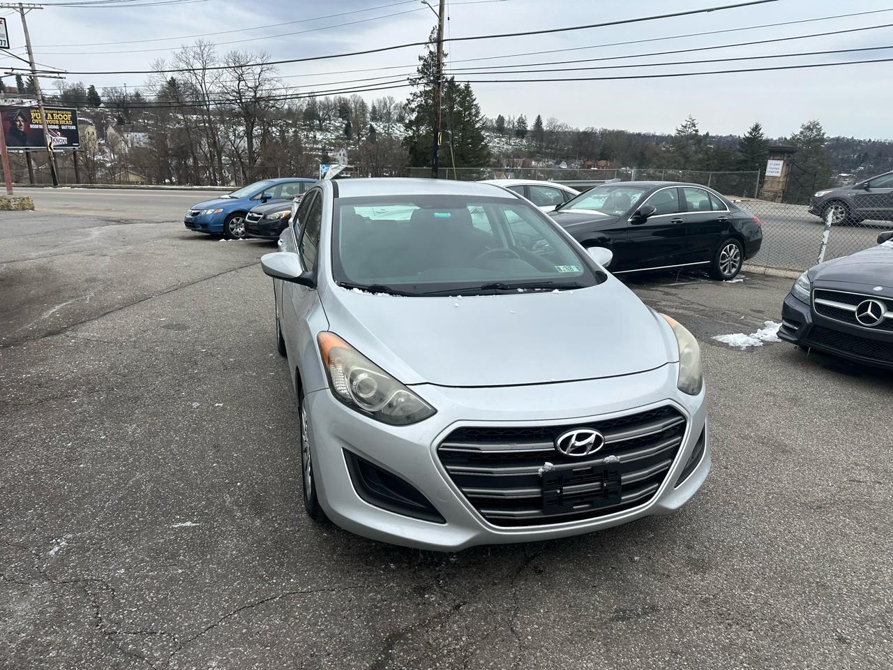 Hyundai Elantra GT A/T 2016