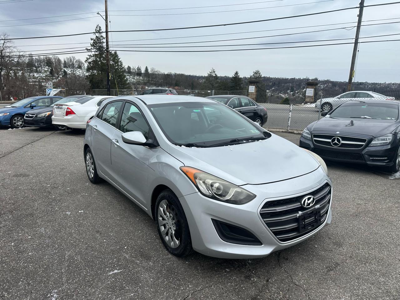 Hyundai Elantra GT A/T 2016
