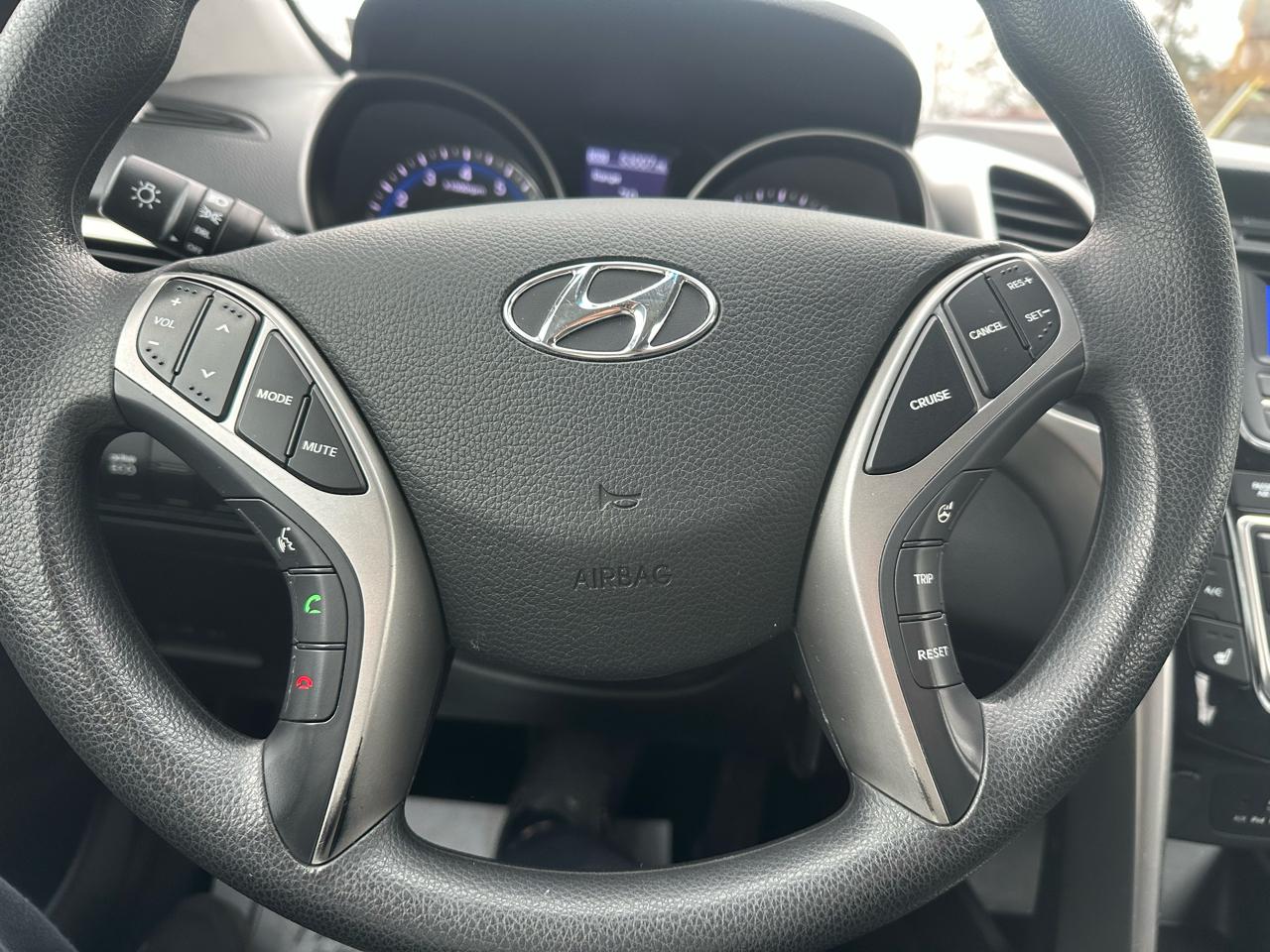 Hyundai Elantra GT A/T 2016