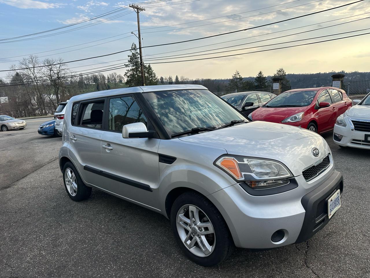 Kia Soul + 2011