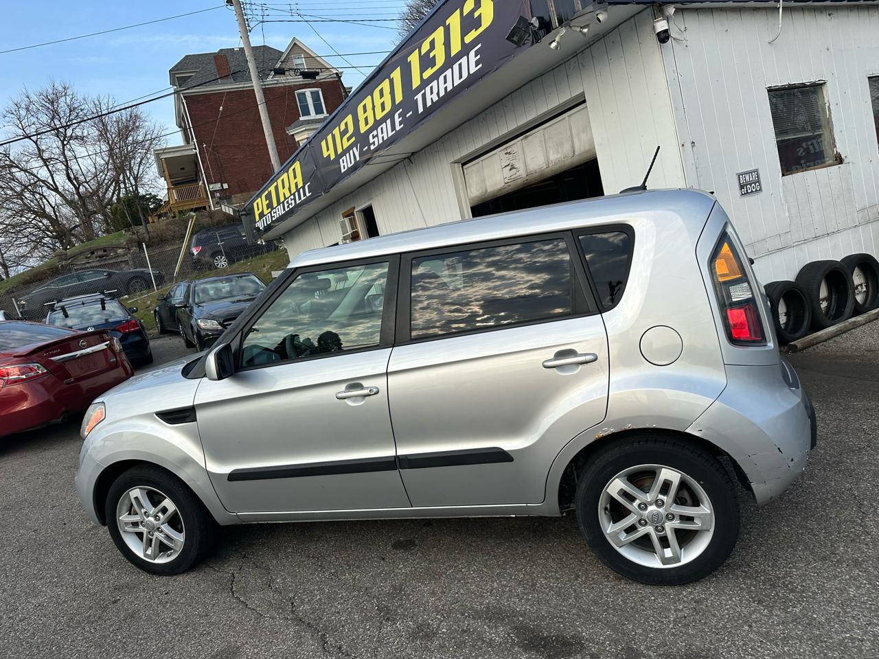 Kia Soul + 2011