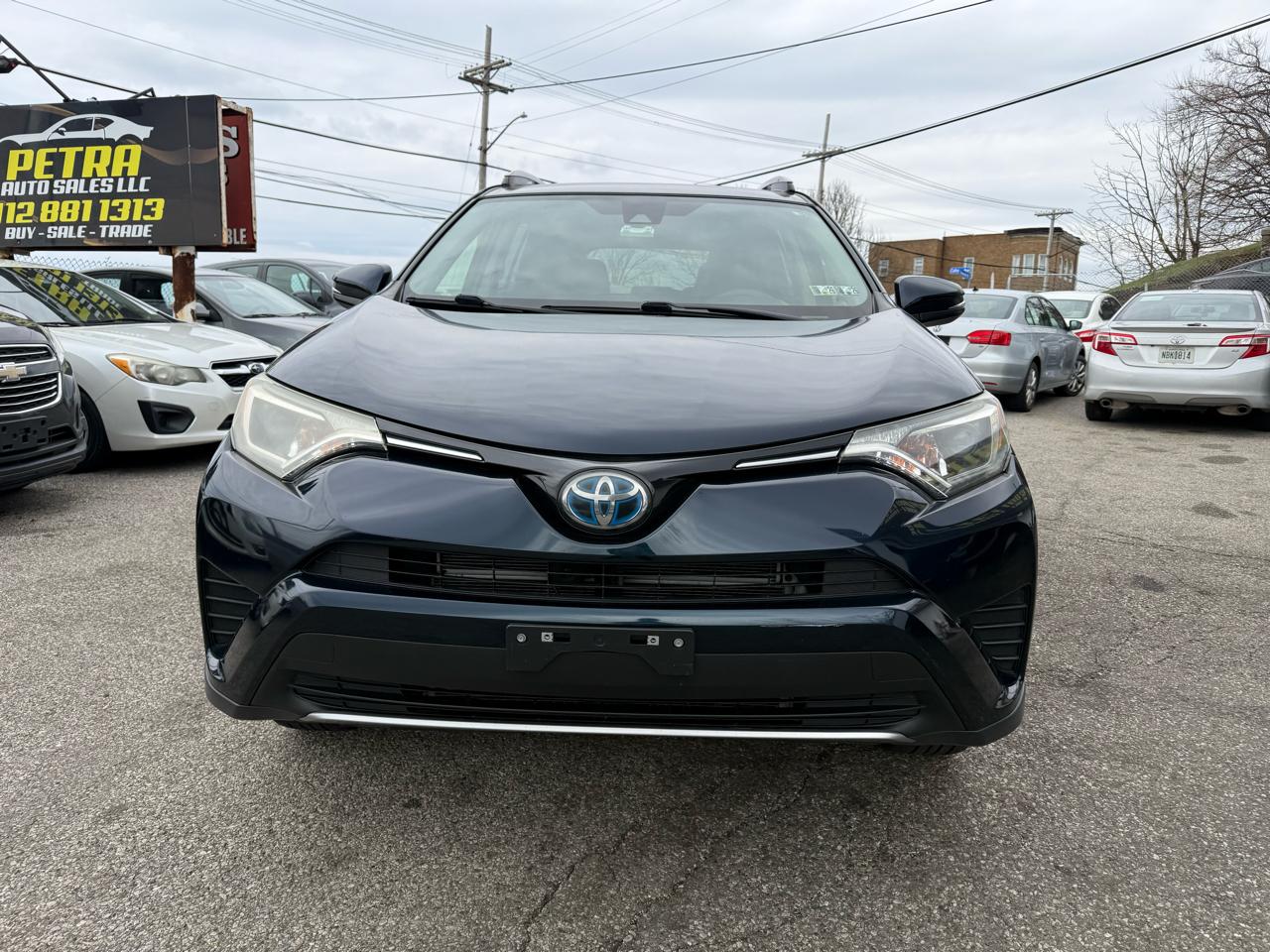 2018 Toyota RAV4 Hybrid XLE