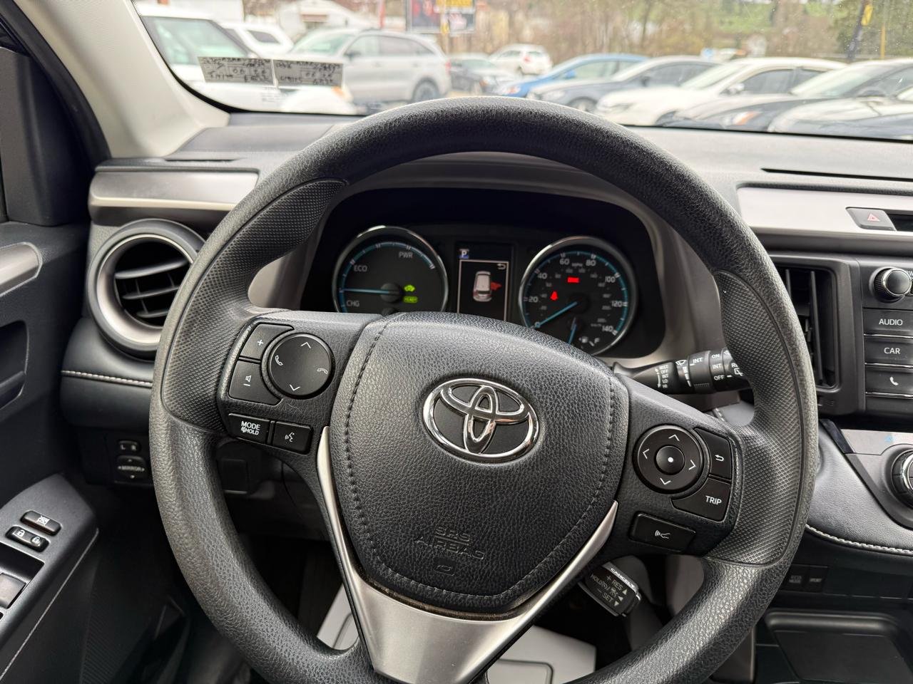 Toyota RAV4 Hybrid XLE 2018