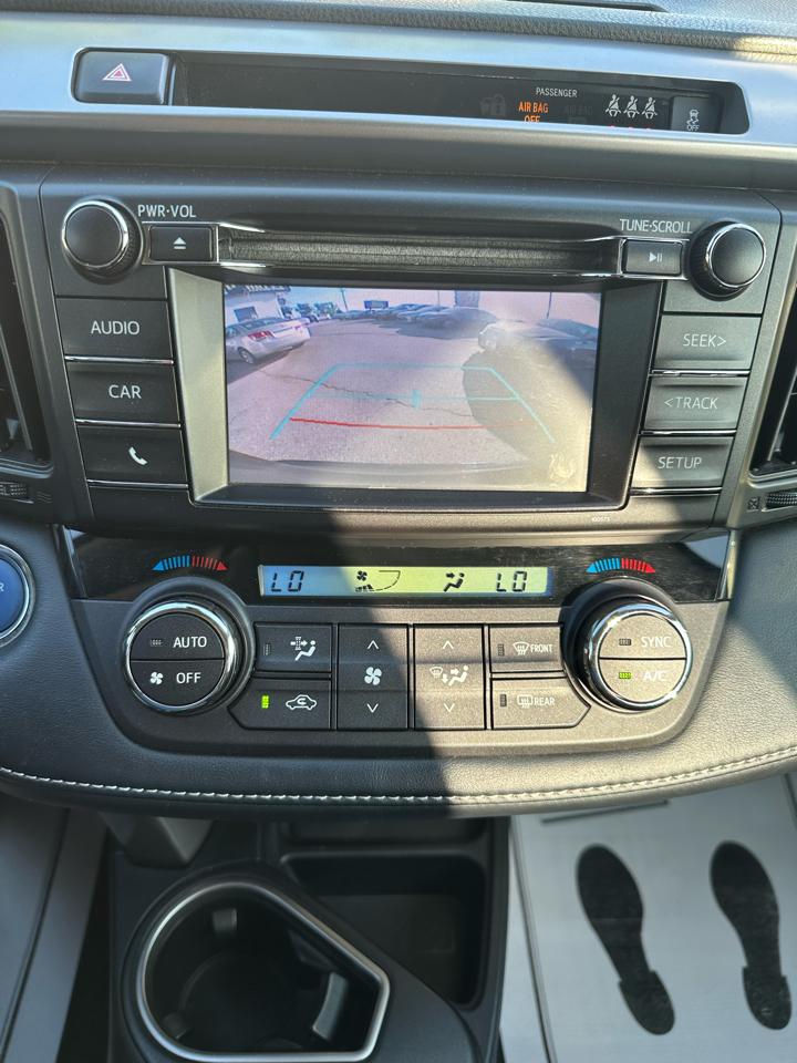 Toyota RAV4 Hybrid XLE 2018