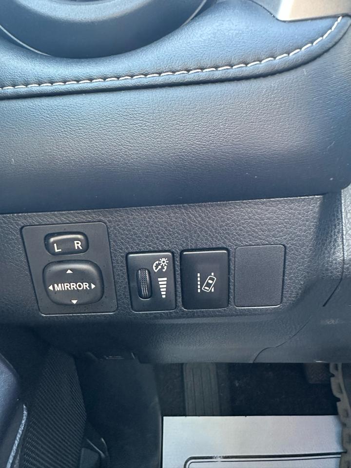 Toyota RAV4 Hybrid XLE 2018