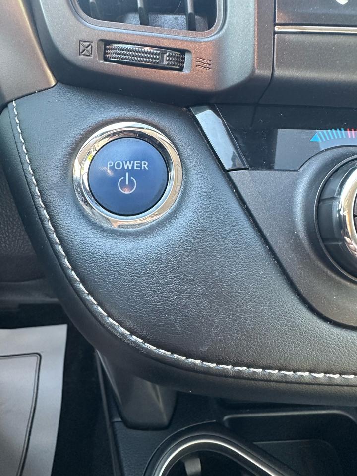 Toyota RAV4 Hybrid XLE 2018