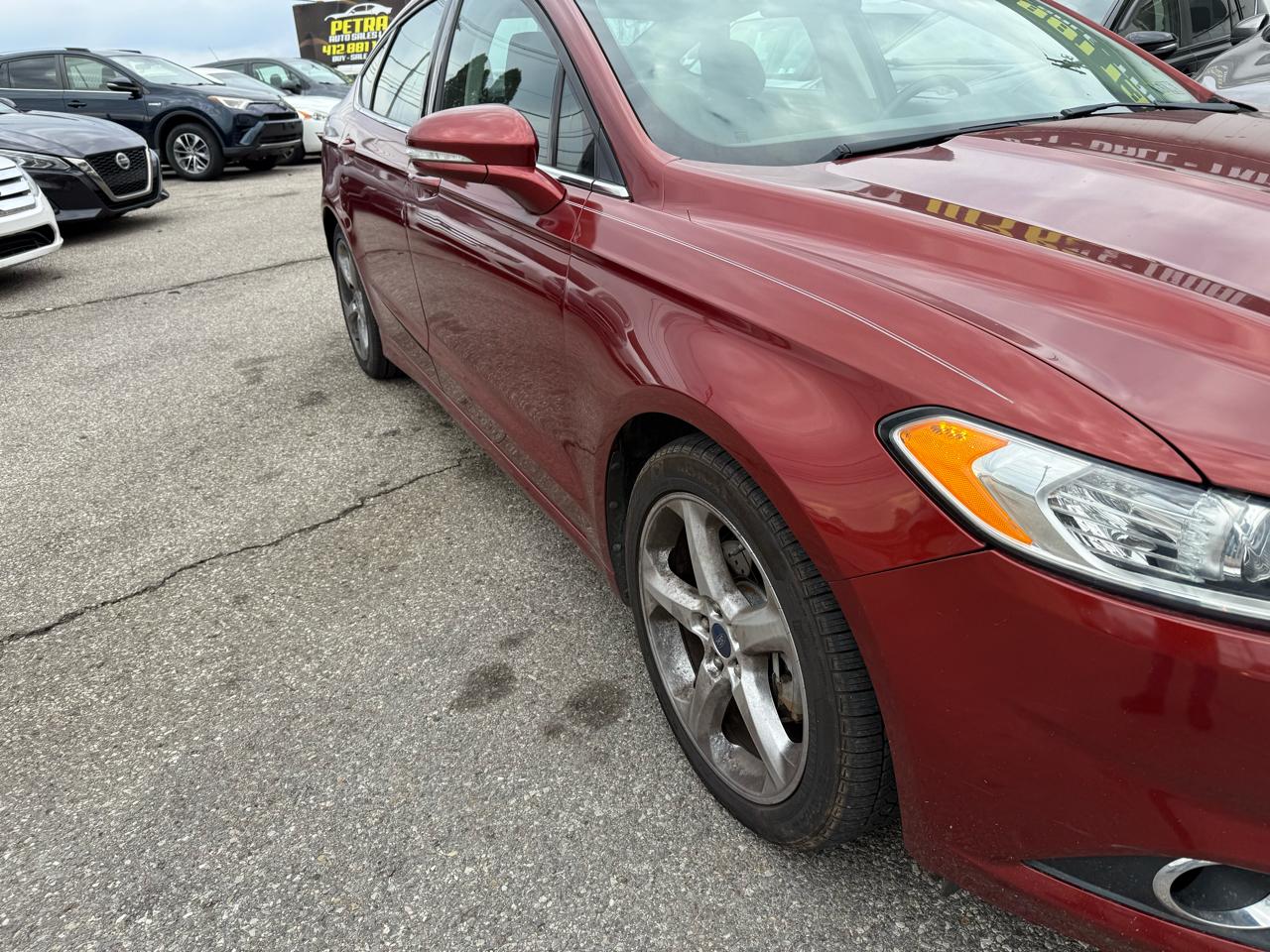 Ford Fusion SE 2014