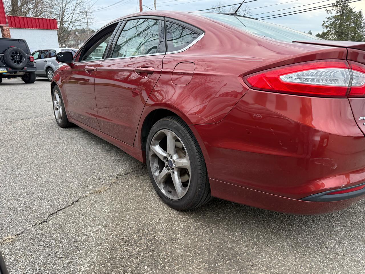 Ford Fusion SE 2014
