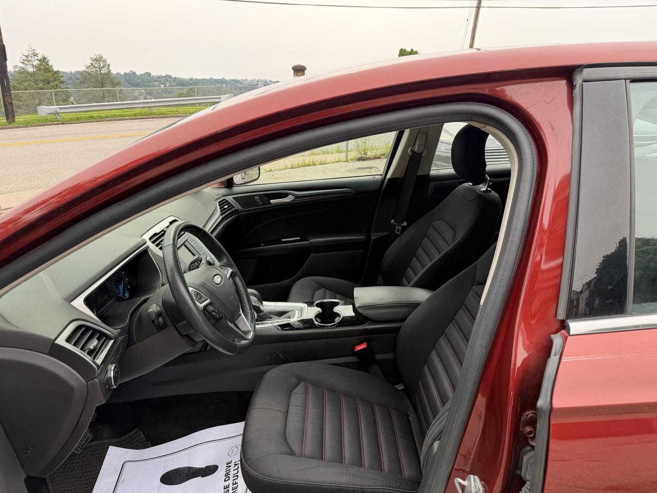 Ford Fusion SE 2014