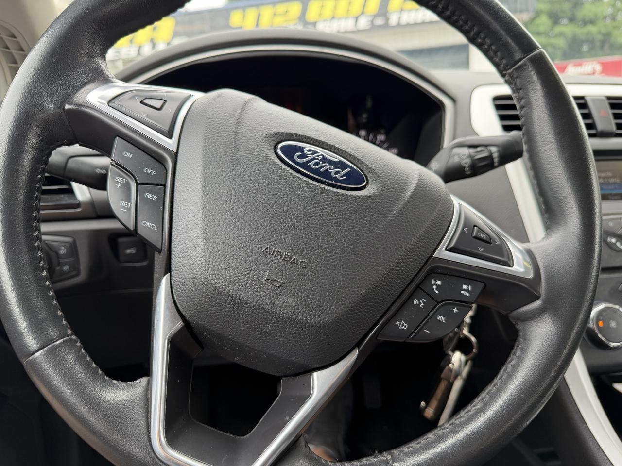 Ford Fusion SE 2014