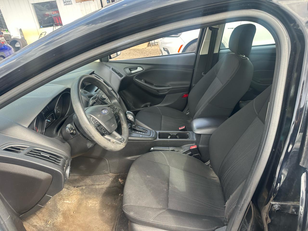 Ford Focus SE Hatch 2017