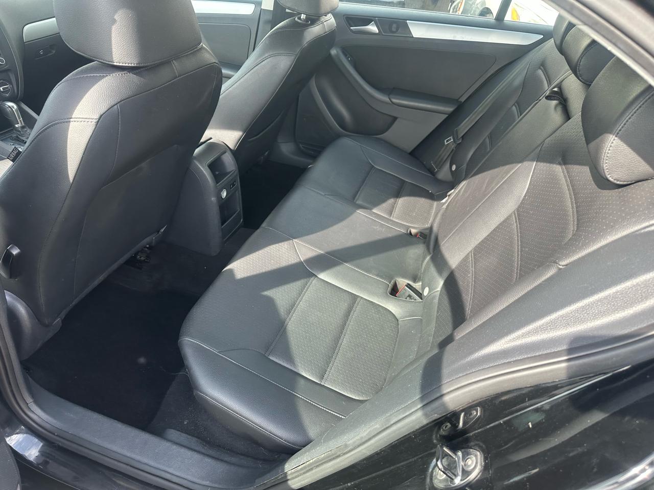 Volkswagen Jetta SE 2013