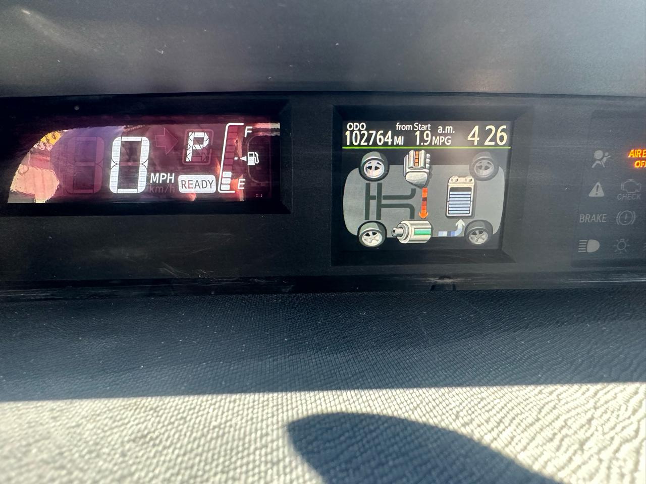 Toyota Prius c Four 2016