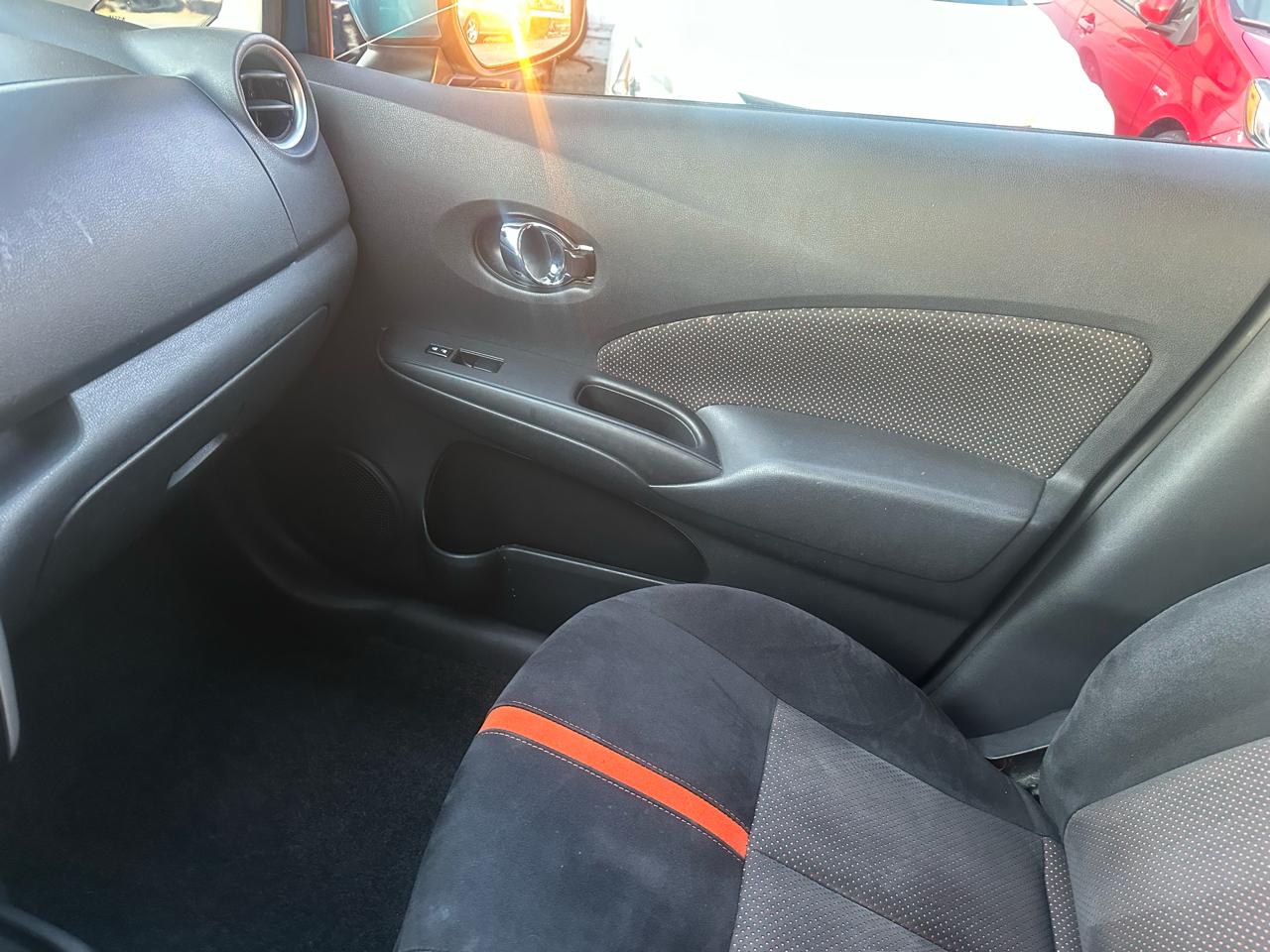 Nissan Versa Note SL 2015