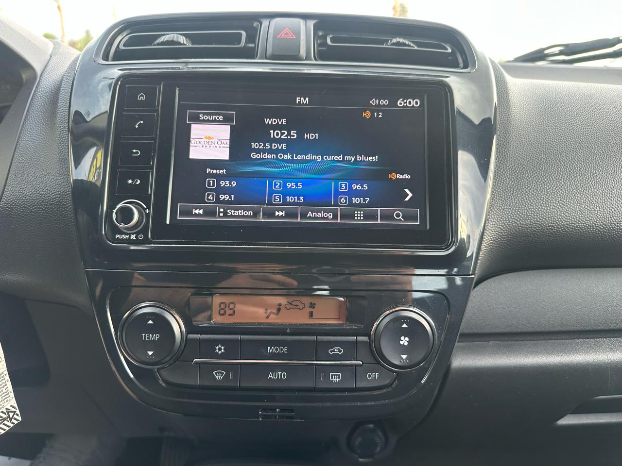 Mitsubishi Mirage ES CVT 2024