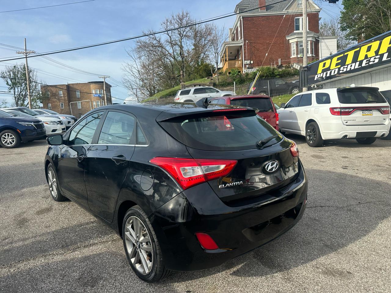 Hyundai Elantra GT A/T 2016