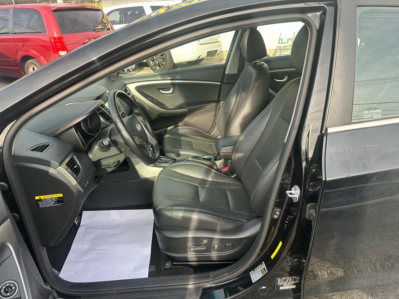 Hyundai Elantra GT A/T 2016