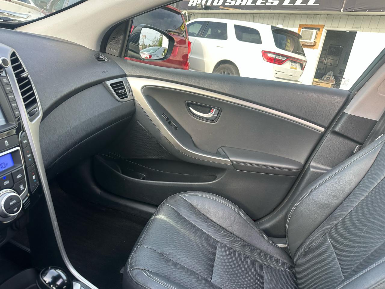 Hyundai Elantra GT A/T 2016