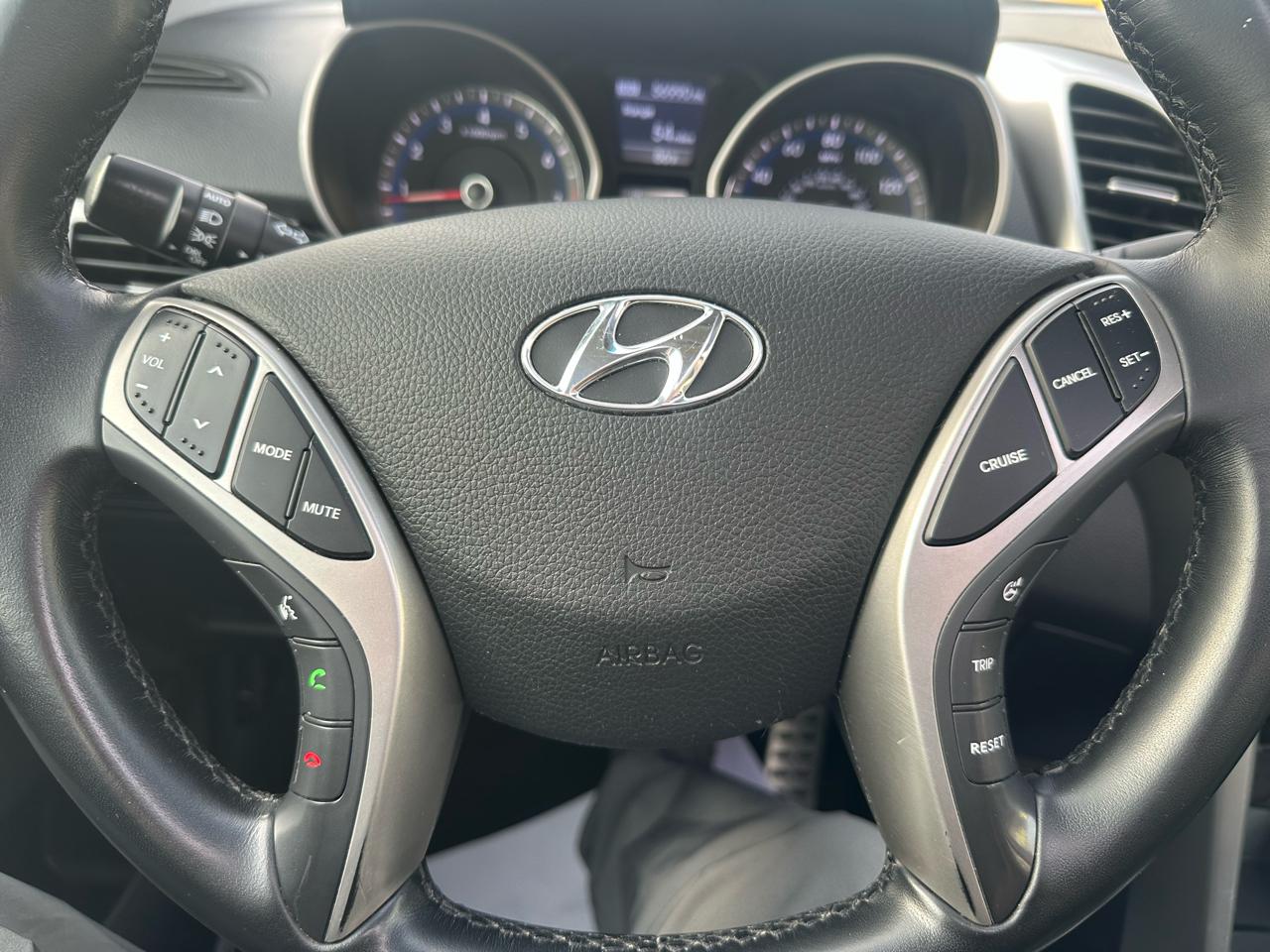 Hyundai Elantra GT A/T 2016