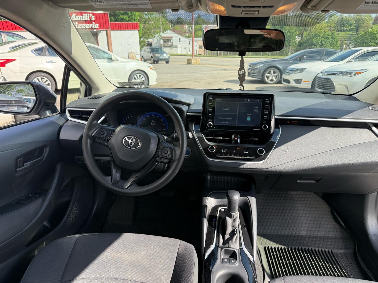 Toyota Corolla LE Hybrid 2022