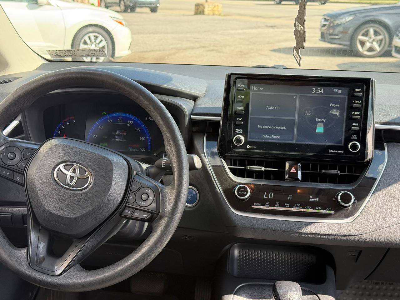 Toyota Corolla LE Hybrid 2022