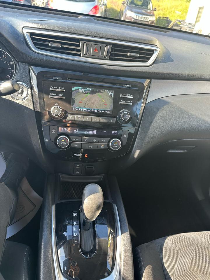 Nissan Rogue SV AWD 2015