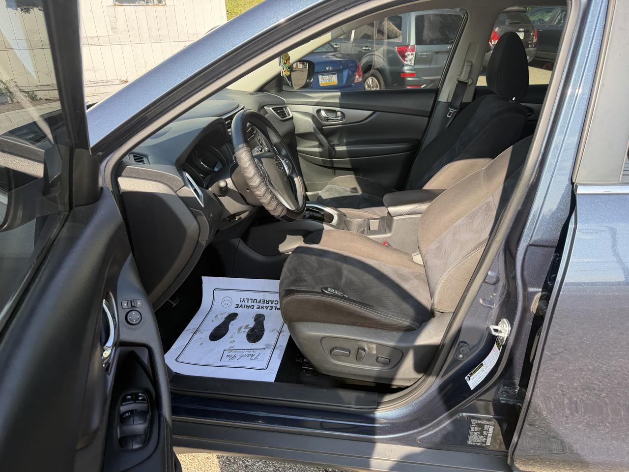 Nissan Rogue SV AWD 2015