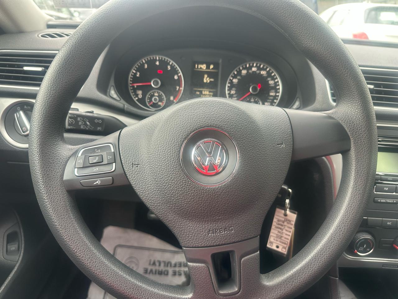 Volkswagen Passat Sport PZEV 5M 2015