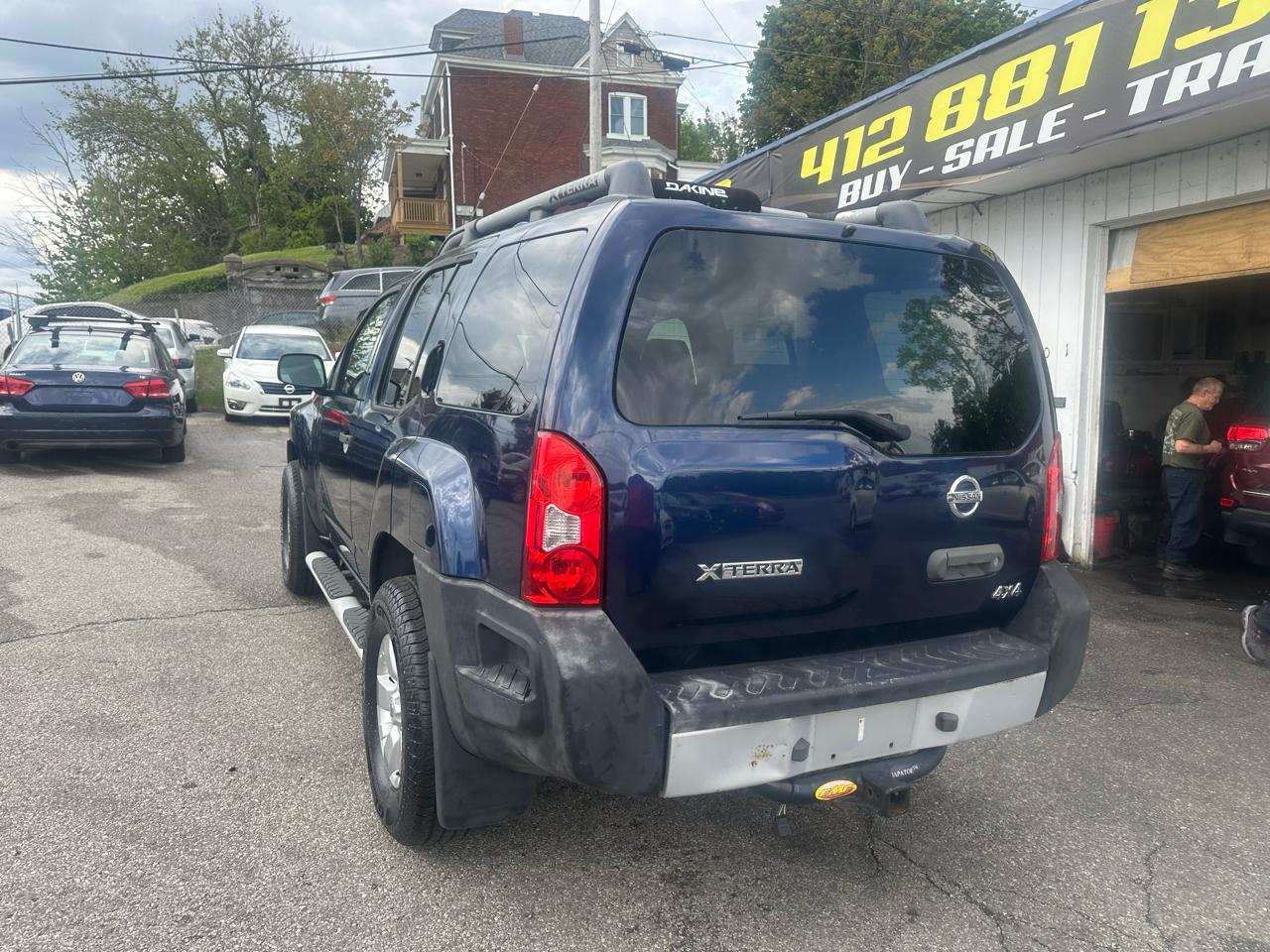 Nissan Xterra X 4WD 2010
