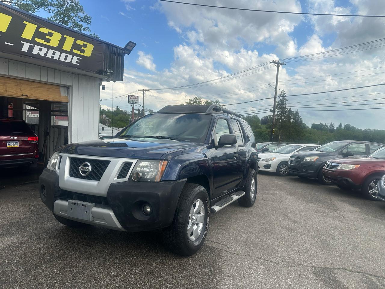 Nissan Xterra X 4WD 2010