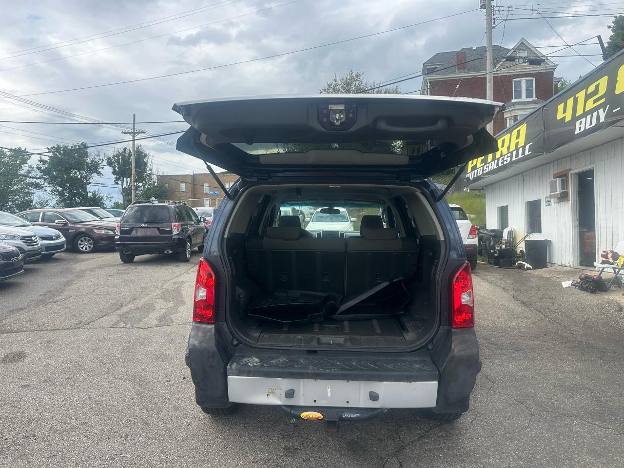 Nissan Xterra X 4WD 2010