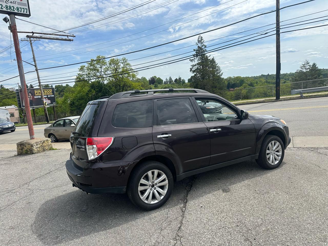 Subaru Forester 2.5X Limited 2013