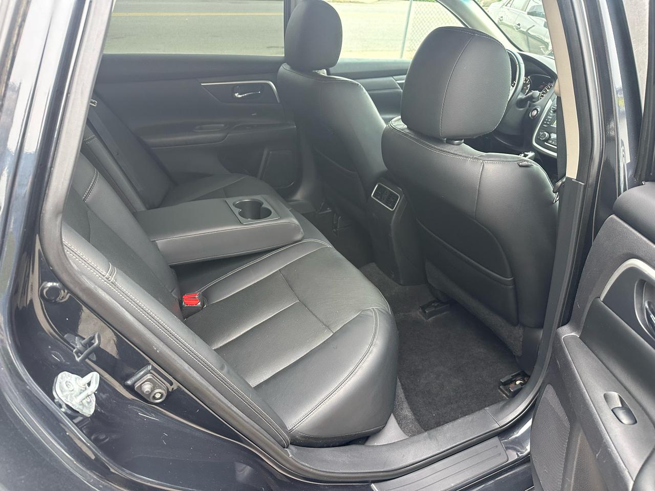 Nissan Altima 2.5 SR 2016