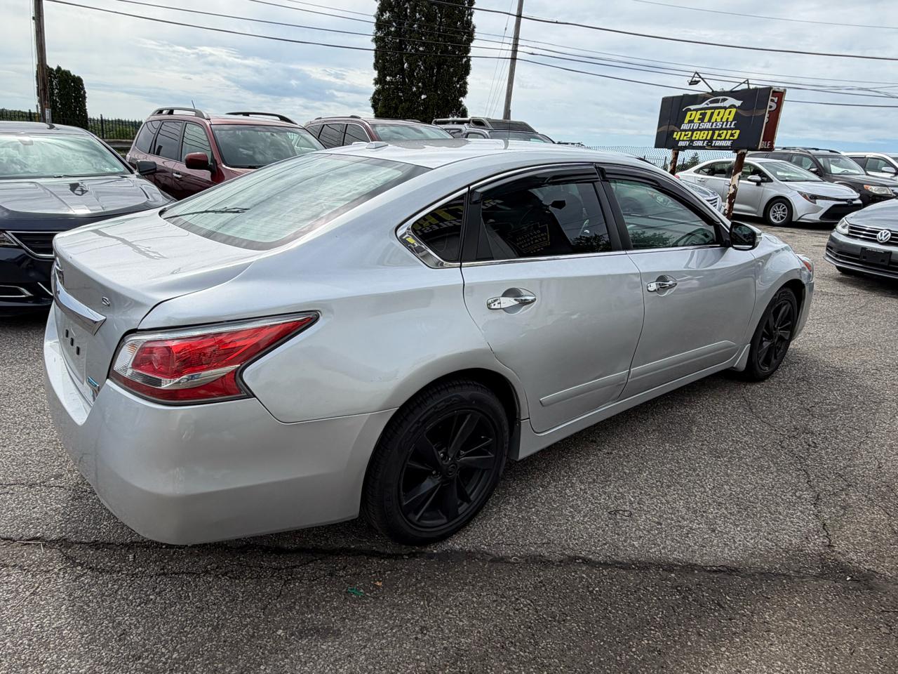 Nissan Altima 2.5 SV 2015