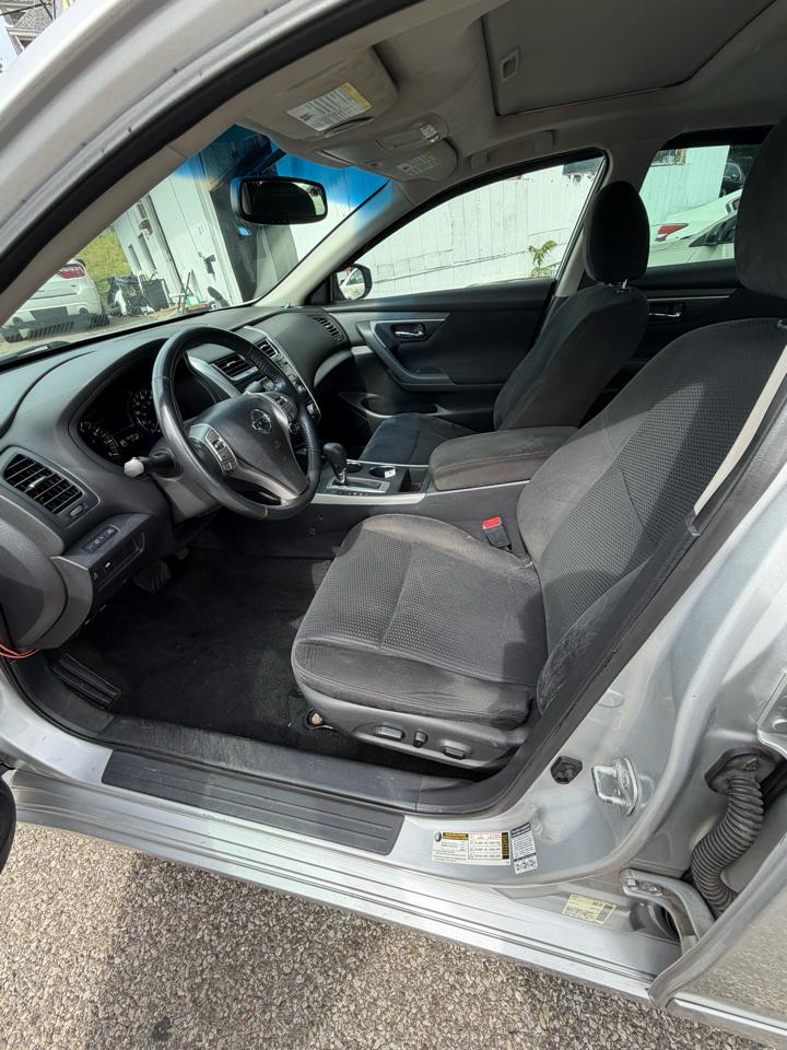 Nissan Altima 2.5 SV 2015